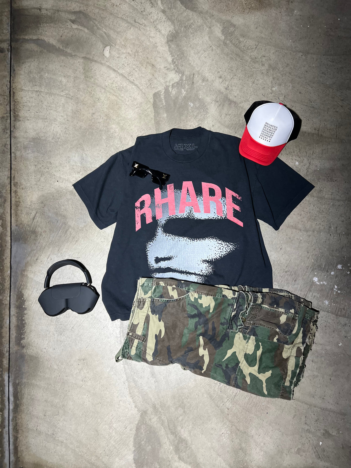 No Face Tee